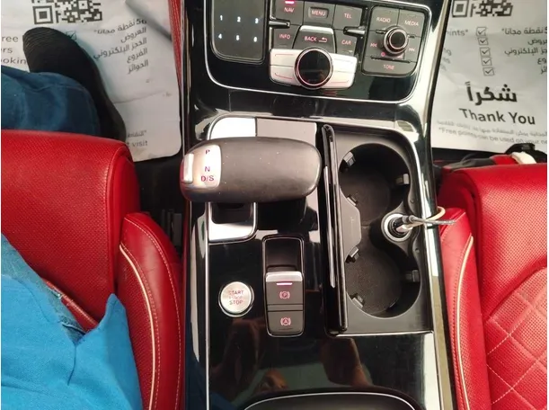 Car image 28