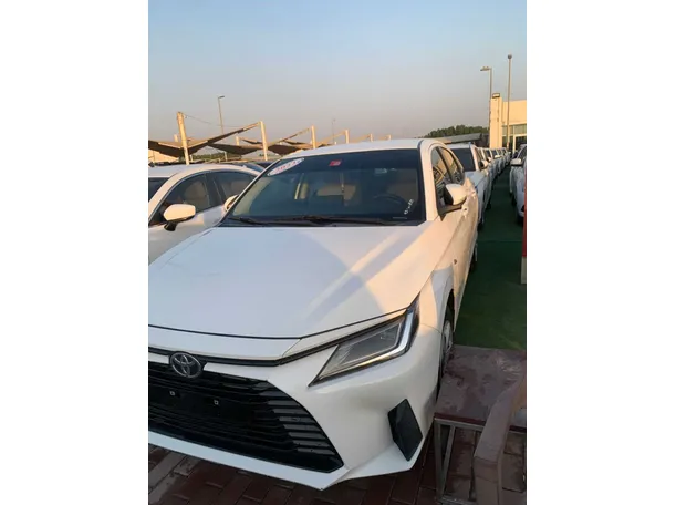 2023 تويوتا يارس في الإمارات