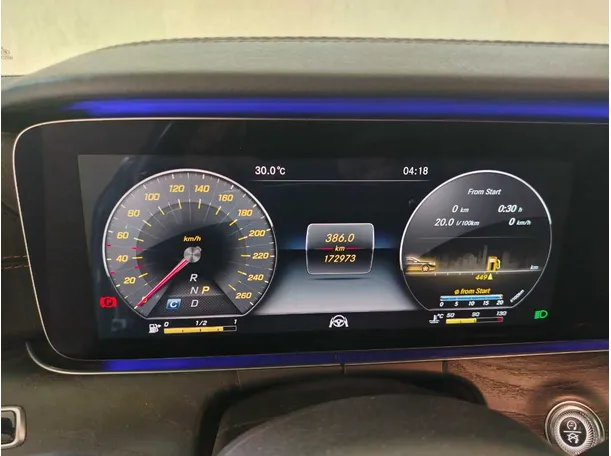 Car image 24