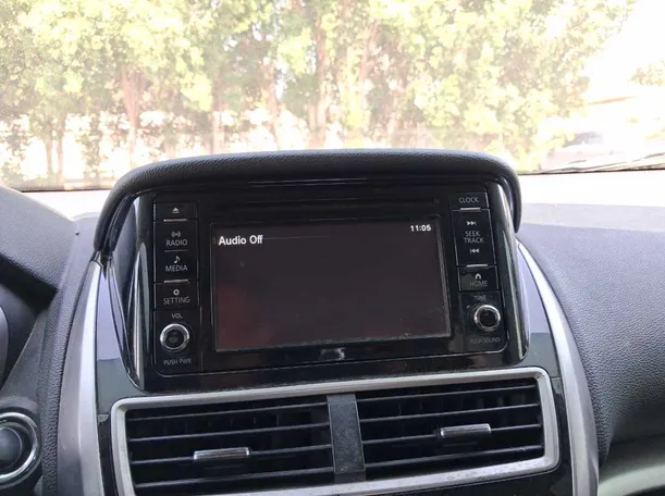 Car image 13