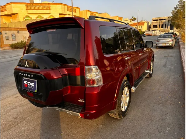 Car image 5
