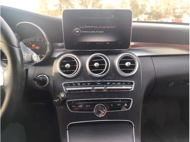 Car image 27