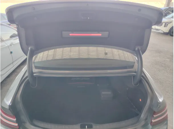 Car image 31