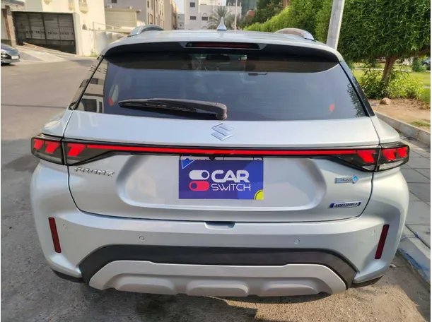 Car image 6