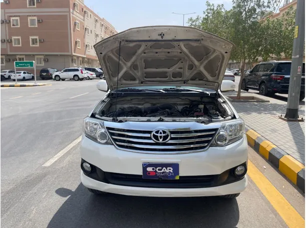 Car image 22
