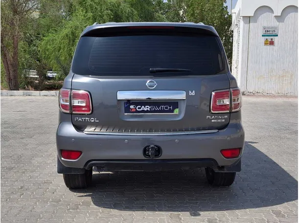 Car image 6