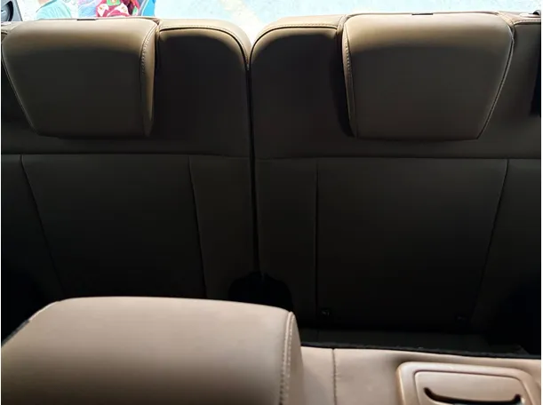 Car image 33