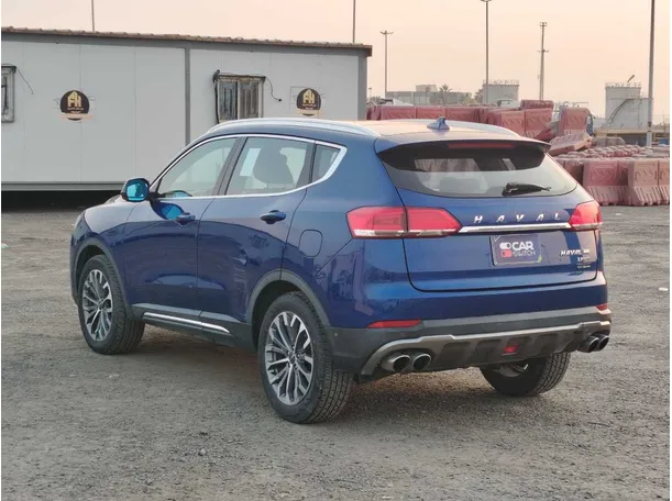 Car image 7