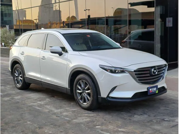 Car image 4