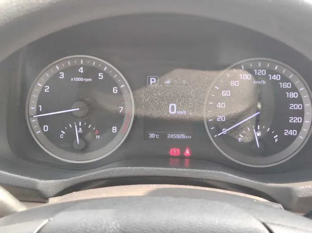 Car image 22
