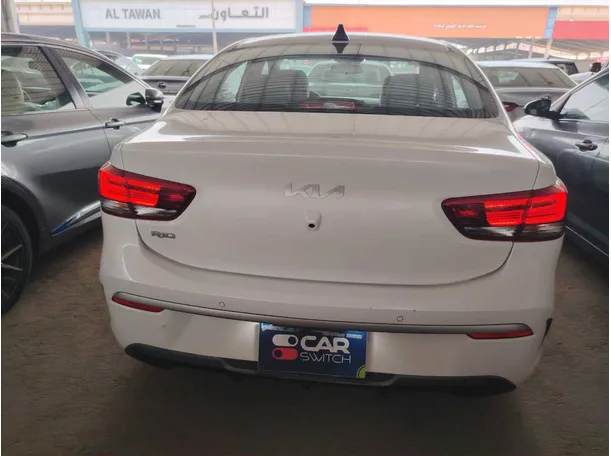 Car image 6
