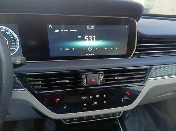 Car image 21