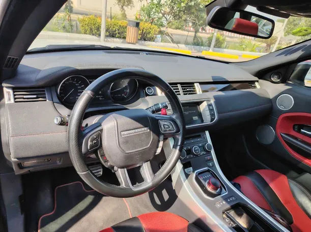Car image 13