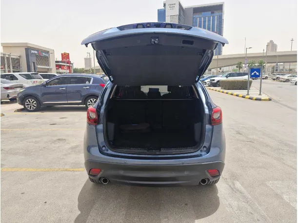 Car image 20