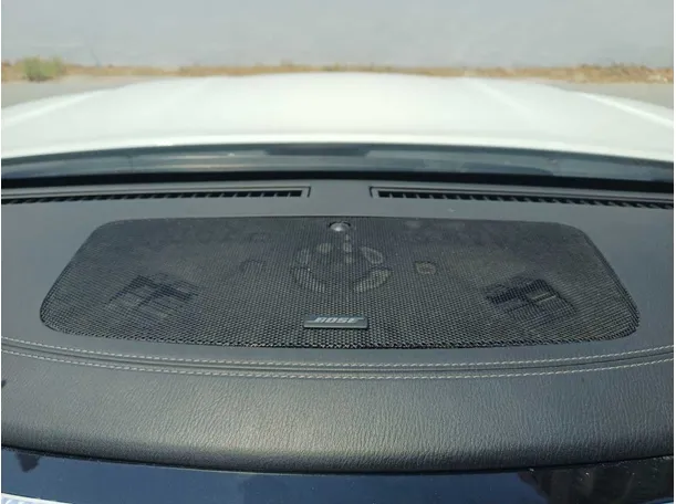 Car image 24