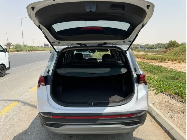 Car image 21