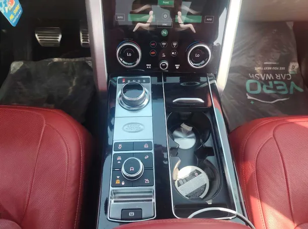 Car image 21