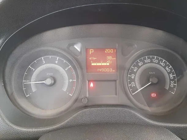 Car image 18