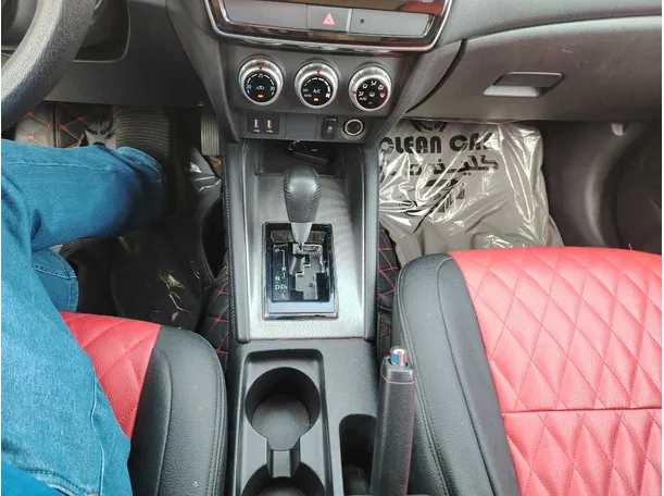 Car image 36