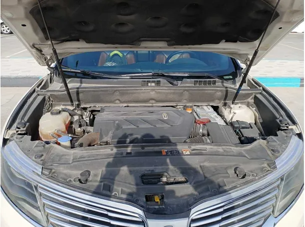 Car image 28