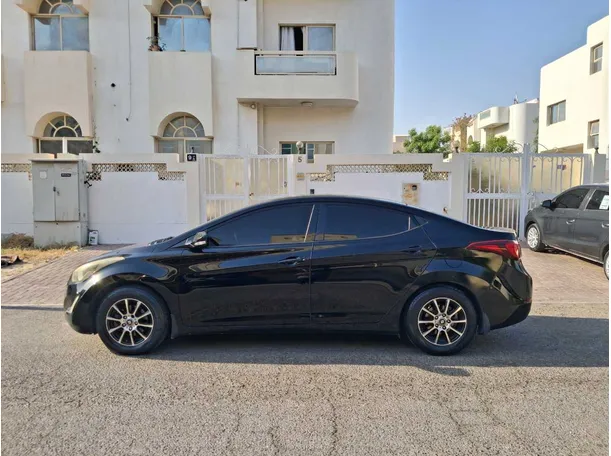 Car image 4