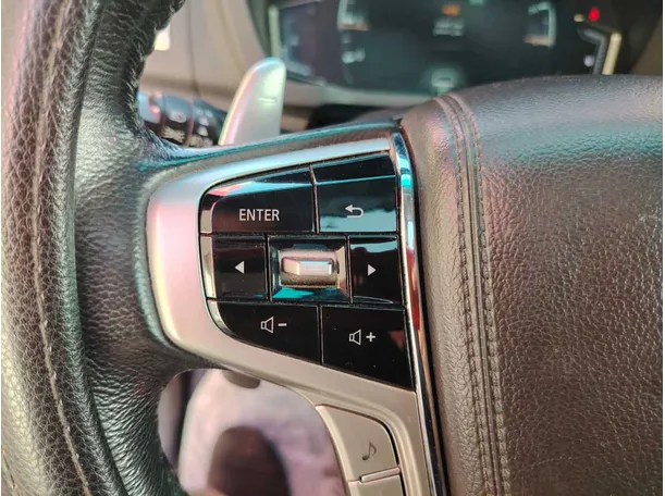 Car image 43