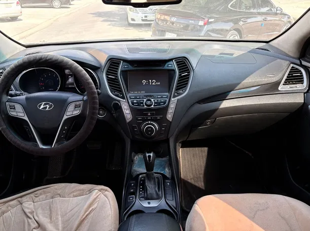 Car image 18