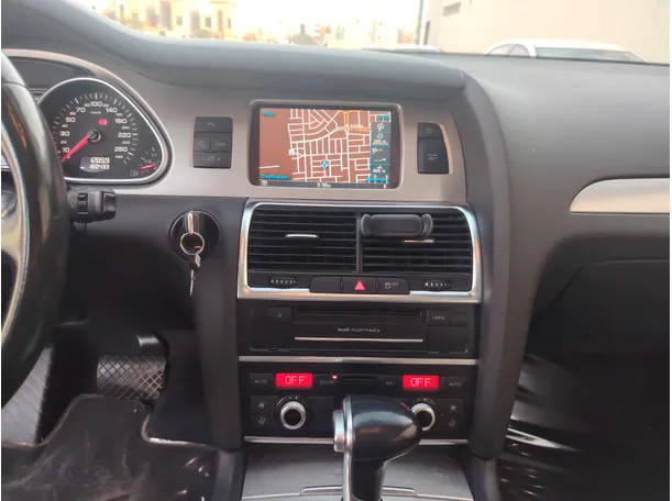 Car image 20