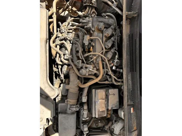 Car image 25