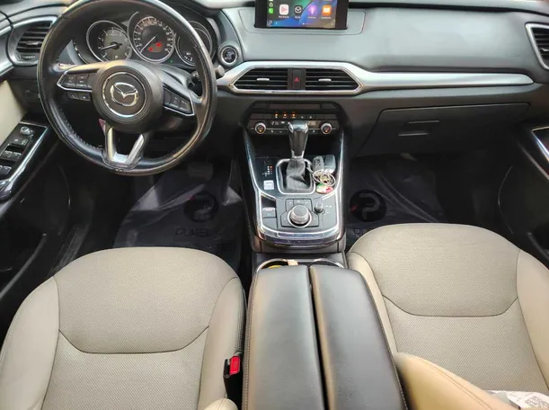 Car image 26