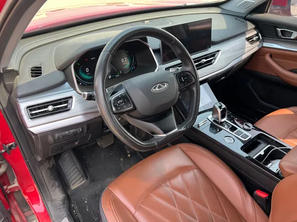Car image 11