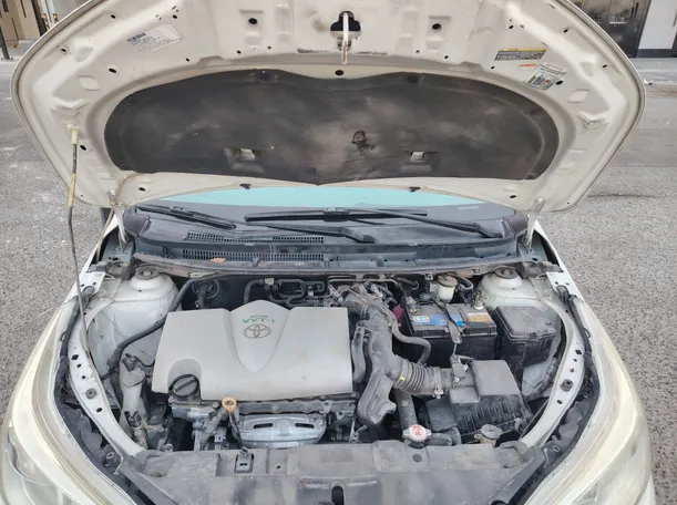 Car image 25
