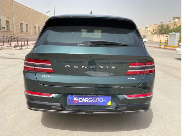 Car image 6