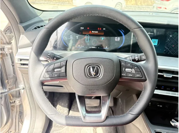 Car image 22