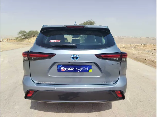 Car image 6