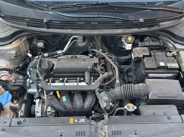 Car image 8