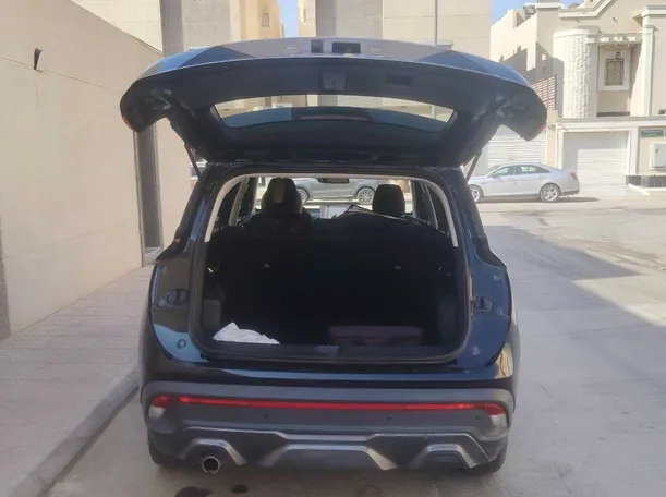 Car image 21