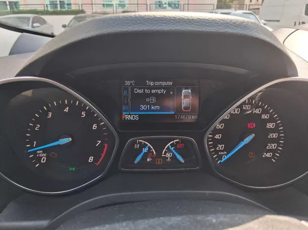 Car image 20