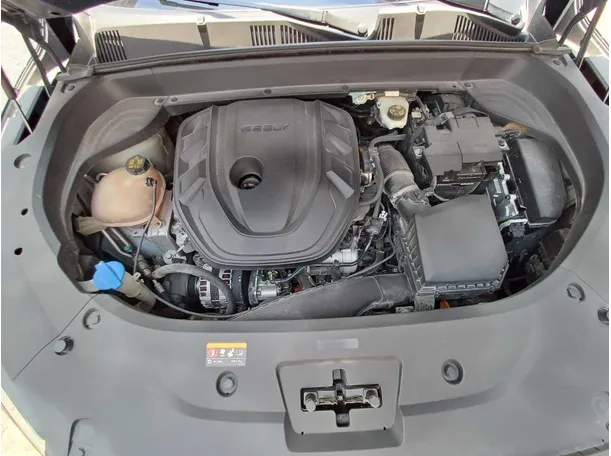Car image 20