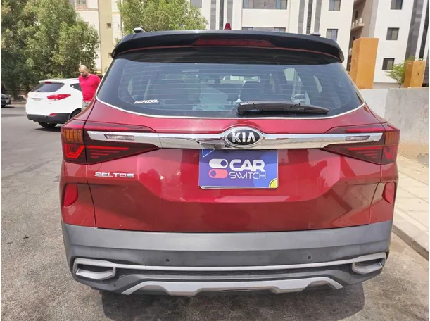 Car image 6