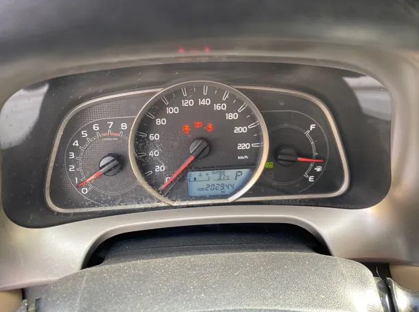 Car image 17