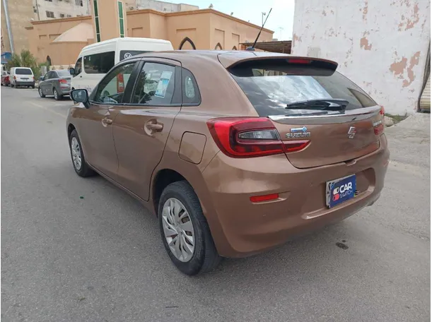 Car image 7