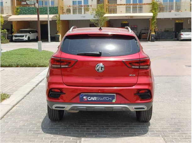 Car image 6
