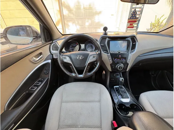 Car image 17
