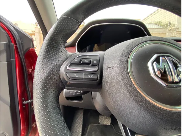 Car image 23