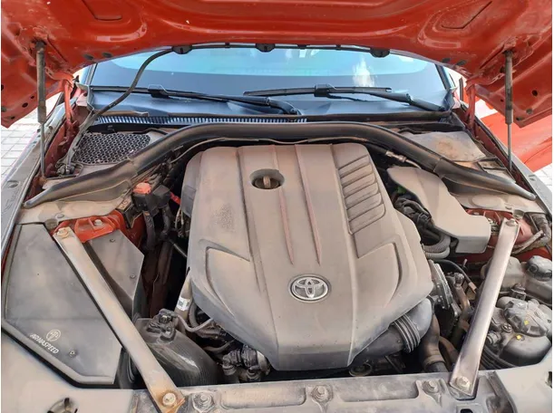 Car image 18