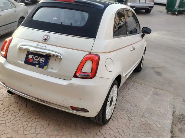 Car image 5
