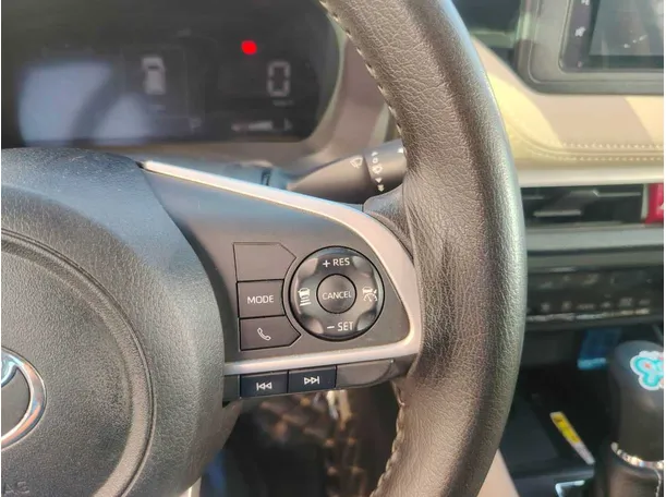 Car image 38