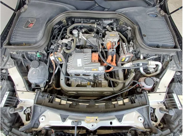 Car image 21