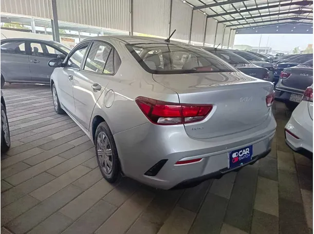 Car image 8